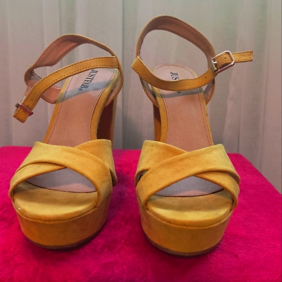 Yellow platform ankle strap sandals, size 7.5 us, excellent used condition - Picture 5 of 5